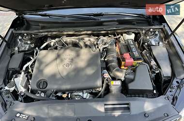 Седан Toyota Camry 2019 в 