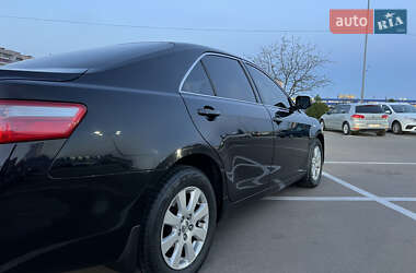 Седан Toyota Camry 2006 в 