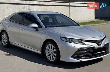 Седан Toyota Camry 2020 в 