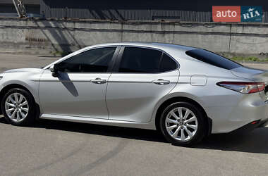 Седан Toyota Camry 2020 в 