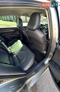 Седан Toyota Camry 2021 в 