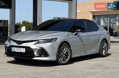 Седан Toyota Camry 2022 в 