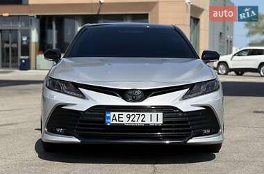 Седан Toyota Camry 2022 в 