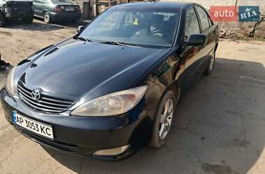 Седан Toyota Camry 2004 в 