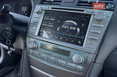 Седан Toyota Camry 2007 в 
