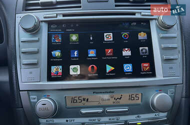 Седан Toyota Camry 2007 в 