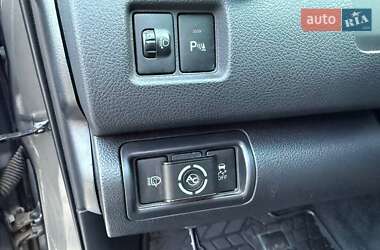 Седан Toyota Camry 2013 в 