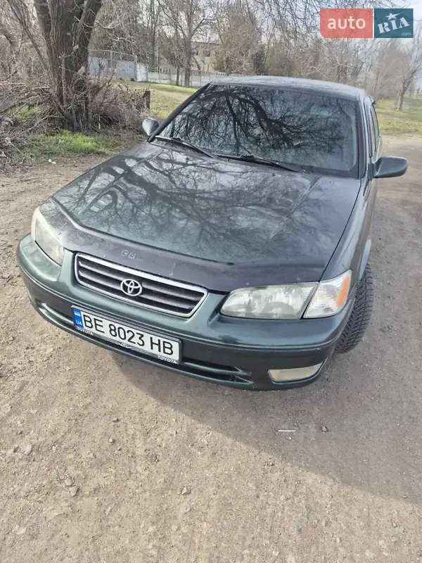 Toyota Camry 2000