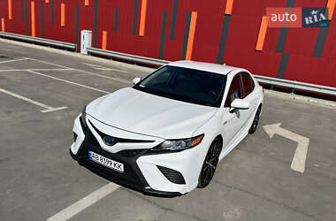 Седан Toyota Camry 2020 в 