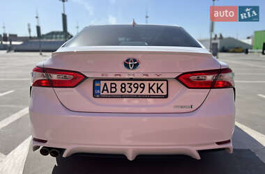Седан Toyota Camry 2020 в 