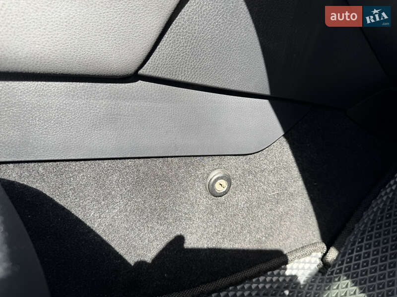 Седан Toyota Camry 2021 в Полтаве