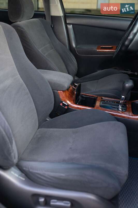 Седан Toyota Camry 2002 в Малій Висці