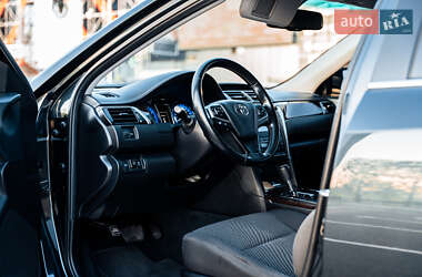 Седан Toyota Camry 2015 в 
