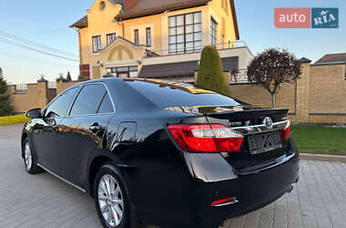 Седан Toyota Camry 2011 в 