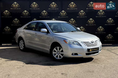 Седан Toyota Camry 2007 в Києві