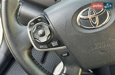 Седан Toyota Camry 2012 в 