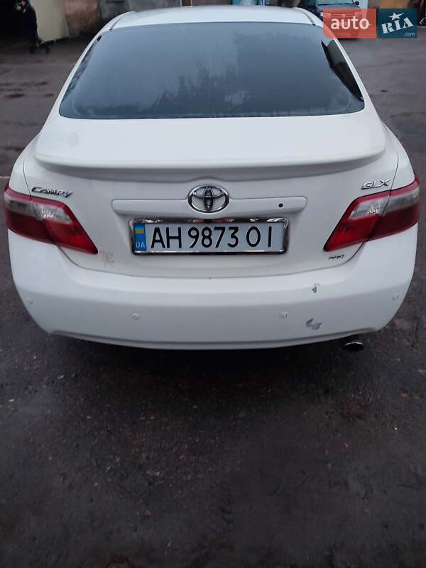 Седан Toyota Camry 2008 в Дружковке