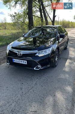 Седан Toyota Camry 2017 в 