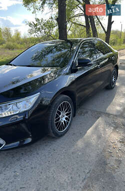 Седан Toyota Camry 2017 в 