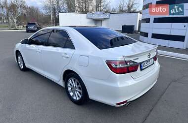 Седан Toyota Camry 2015 в 