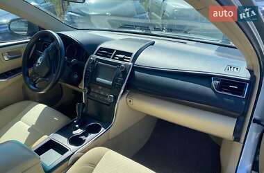 Седан Toyota Camry 2017 в 
