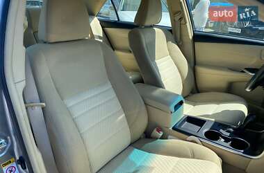 Седан Toyota Camry 2017 в 