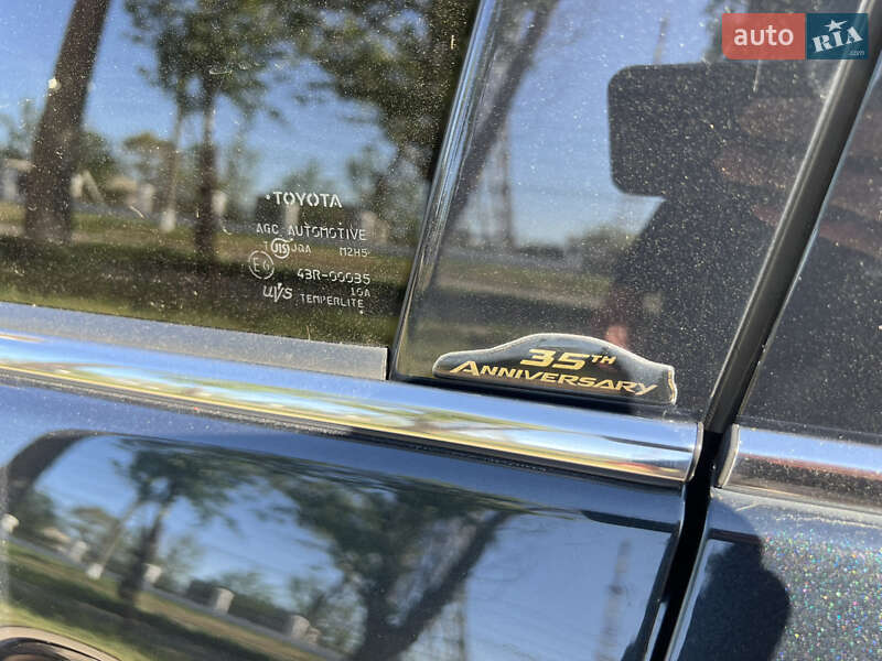 Седан Toyota Camry 2017 в Николаеве