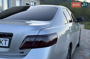 Седан Toyota Camry 2007 в 