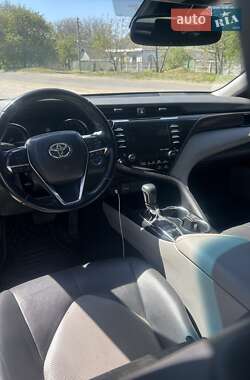Седан Toyota Camry 2020 в 
