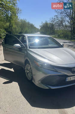 Седан Toyota Camry 2020 в 