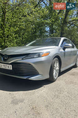 Седан Toyota Camry 2020 в 