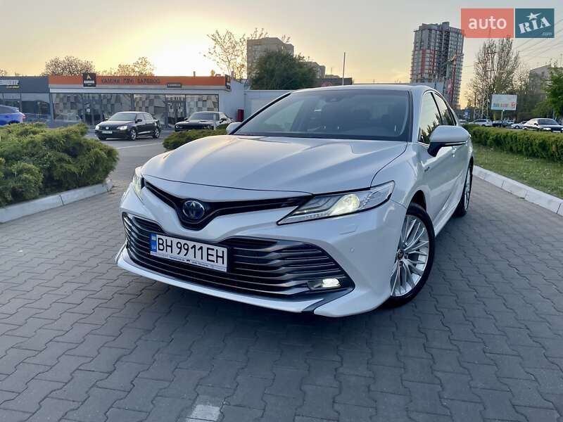 Седан Toyota Camry 2020 в 