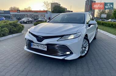 Седан Toyota Camry 2020 в 