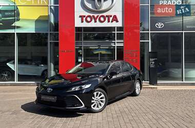Седан Toyota Camry 2021 в Кривому Розі
