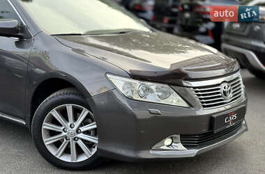 Седан Toyota Camry 2011 в 