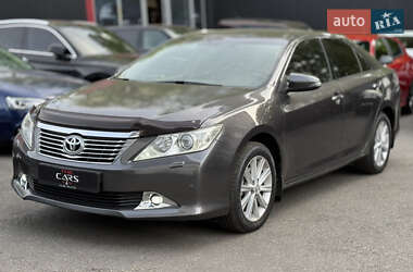 Седан Toyota Camry 2011 в 