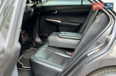 Седан Toyota Camry 2011 в 