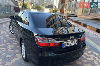 Седан Toyota Camry 2014 в 
