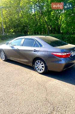Седан Toyota Camry 2016 в 