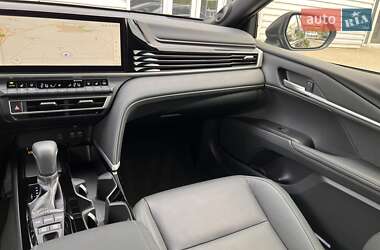 Седан Toyota Camry 2024 в 