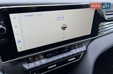 Седан Toyota Camry 2024 в 