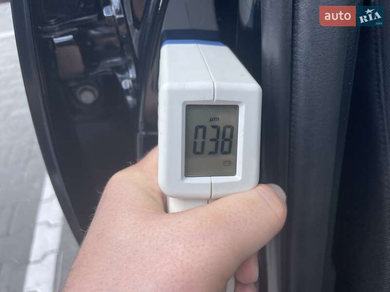 Седан Toyota Camry 2015 в Виннице