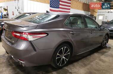 Седан Toyota Camry 2019 в 