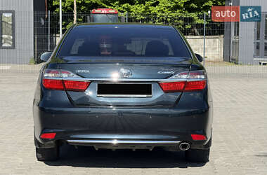 Седан Toyota Camry 2016 в 