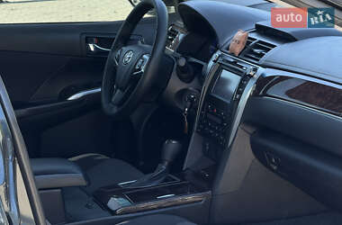 Седан Toyota Camry 2016 в 