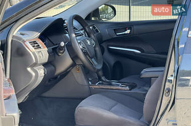 Седан Toyota Camry 2016 в 