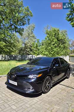 Седан Toyota Camry 2019 в Дніпрі