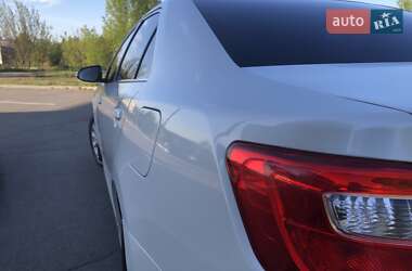 Седан Toyota Camry 2014 в 