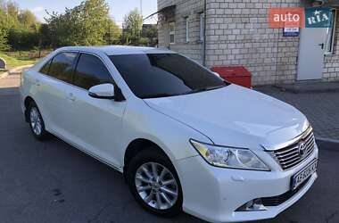 Седан Toyota Camry 2014 в 