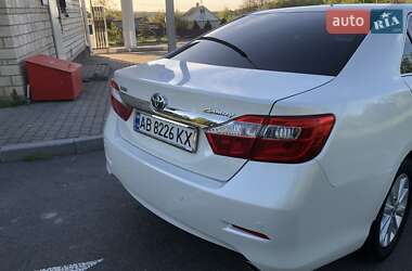 Седан Toyota Camry 2014 в 